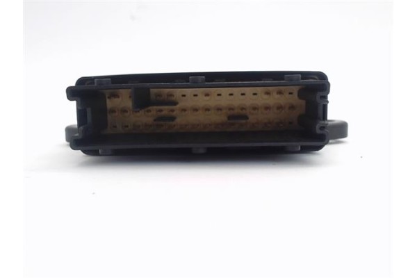 Recambio de centralita para opel vectra c berlina 1.9 cdti referencia OEM IAM 13193371 5WK46008D 