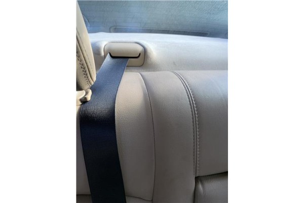 Recambio de cinturon seguridad trasero central para jaguar x-type 2.0 d executive referencia OEM IAM C2S34048  