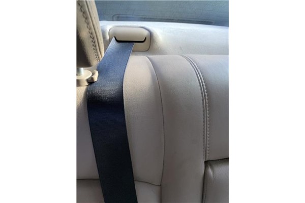 Recambio de cinturon seguridad trasero central para jaguar x-type 2.0 d executive referencia OEM IAM C2S34048  
