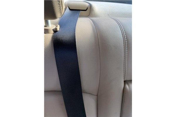 Recambio de cinturon seguridad trasero central para jaguar x-type 2.0 d executive referencia OEM IAM C2S34048  