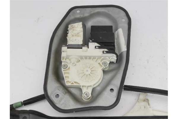 Recambio de motor elevalunas trasero derecho para volkswagen golf v (1k1) 1.6 referencia OEM IAM   