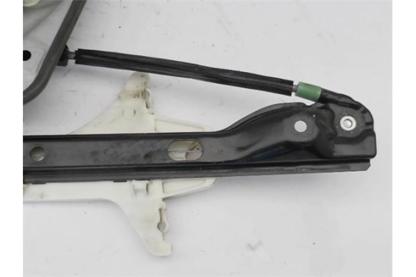 Recambio de motor elevalunas trasero derecho para volkswagen golf v (1k1) 1.6 referencia OEM IAM   