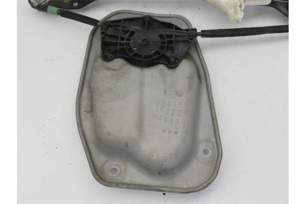 Recambio de motor elevalunas trasero derecho para volkswagen golf v (1k1) 1.6 referencia OEM IAM   