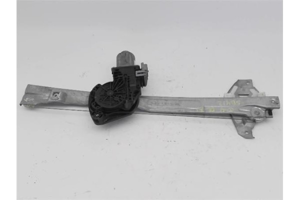 Recambio de motor elevalunas delantero izquierdo para citroen c4 berlina 1.6 exclusive referencia OEM IAM   
