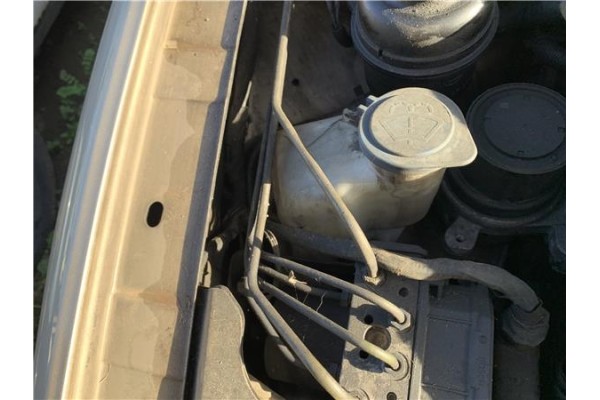 Recambio de deposito limpiaparabrisas para jaguar x-type 2.0 d executive referencia OEM IAM C2S25558 C2S39575 