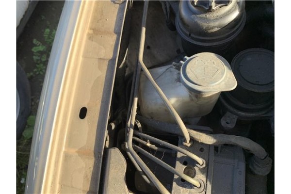 Recambio de deposito limpiaparabrisas para jaguar x-type 2.0 d executive referencia OEM IAM C2S25558 C2S39575 