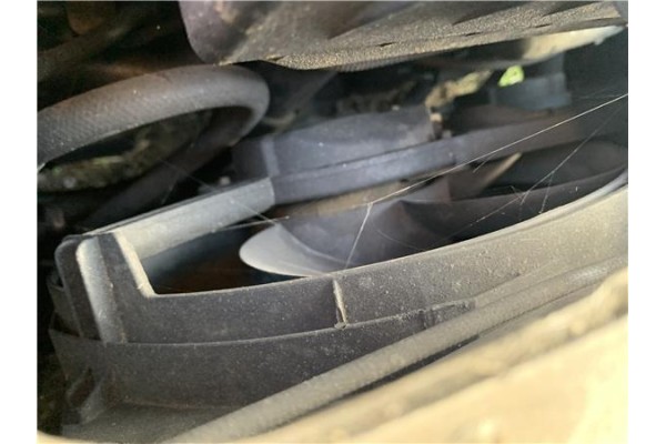 Recambio de electroventilador para jaguar x-type 2.0 d executive referencia OEM IAM C2S27035 C2S49717 