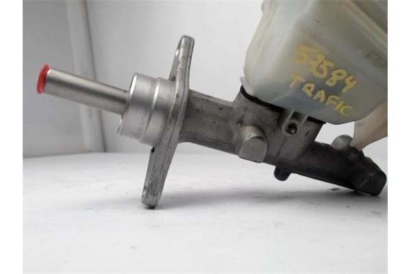 Recambio de bomba freno para renault trafic ii 2.0 dci referencia OEM IAM 32067008C  