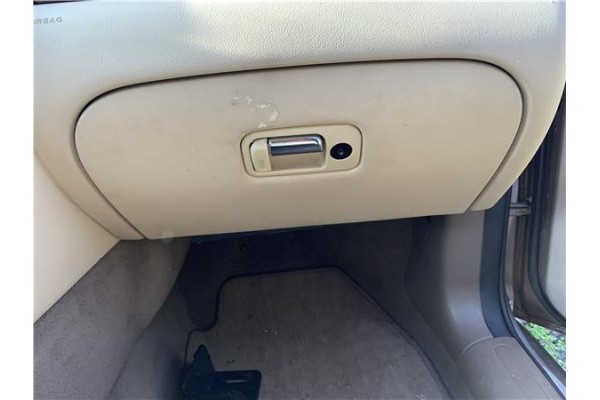 Recambio de guantera salpicadero para jaguar x-type 2.0 d executive referencia OEM IAM C2S35144LEG C2S25238ZHE 