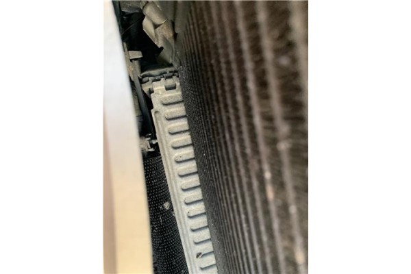 Recambio de intercooler para jaguar x-type 2.0 d executive referencia OEM IAM C2S31600 JLM21933 