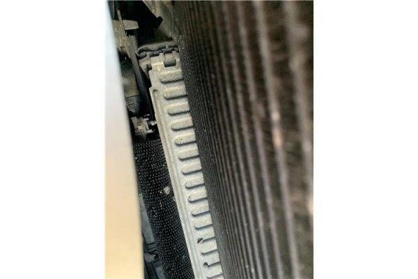 Recambio de intercooler para jaguar x-type 2.0 d executive referencia OEM IAM C2S31600 JLM21933 