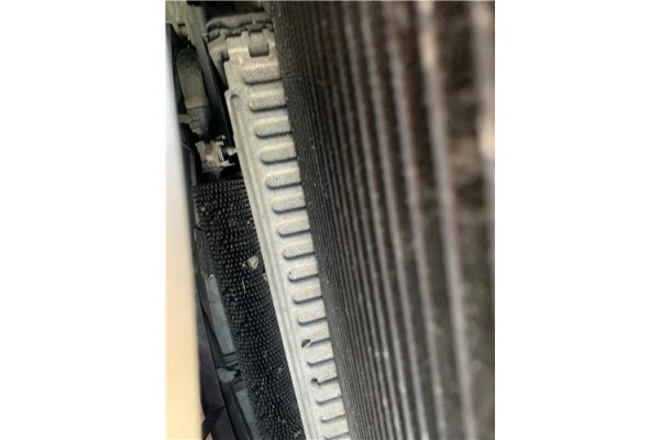 Recambio de intercooler para jaguar x-type 2.0 d executive referencia OEM IAM C2S31600 JLM21933 