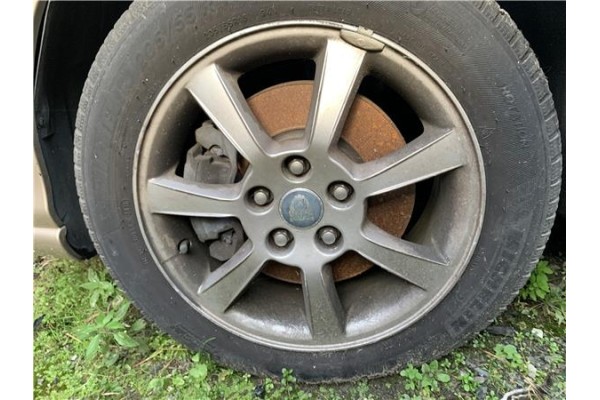 Recambio de llanta para jaguar x-type 2.0 d executive referencia OEM IAM C2S27674 XR856011 