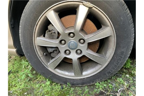 Recambio de llanta para jaguar x-type 2.0 d executive referencia OEM IAM C2S27674 XR856011 