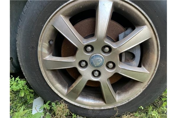 Recambio de llanta para jaguar x-type 2.0 d executive referencia OEM IAM C2S27674 XR856011 