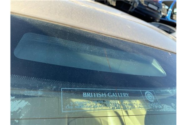 Recambio de luz central de freno para jaguar x-type 2.0 d executive referencia OEM IAM C2S27468  