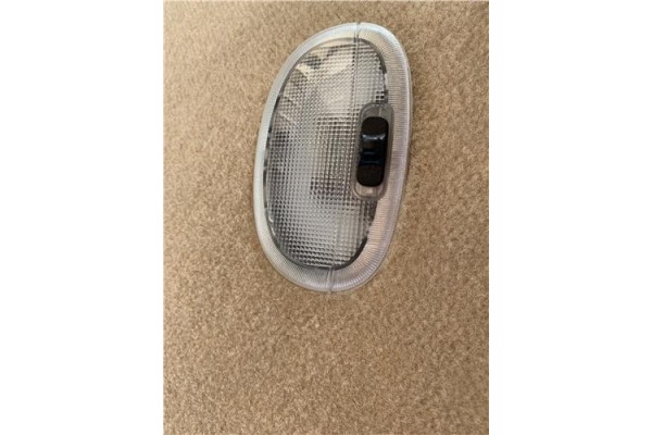 Recambio de luz trasero central techo para jaguar x-type 2.0 d executive referencia OEM IAM C2S16398  