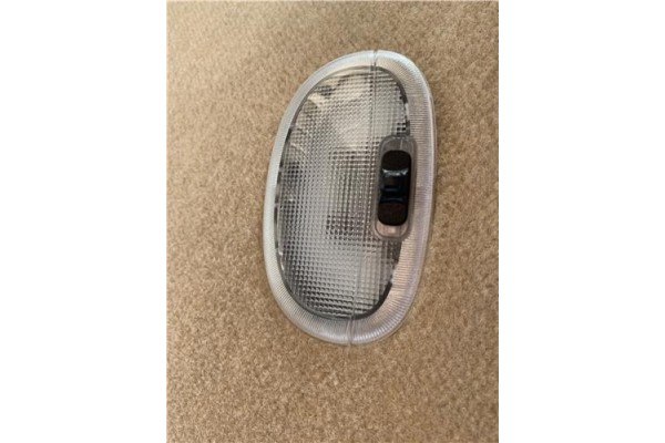 Recambio de luz trasero central techo para jaguar x-type 2.0 d executive referencia OEM IAM C2S16398  