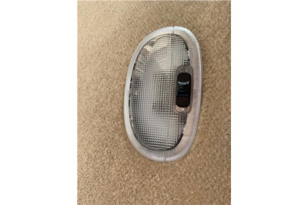 Recambio de luz trasero central techo para jaguar x-type 2.0 d executive referencia OEM IAM C2S16398  