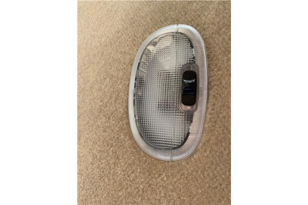 Recambio de luz trasero central techo para jaguar x-type 2.0 d executive referencia OEM IAM C2S16398  