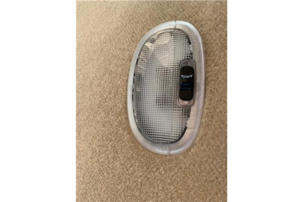 Recambio de luz trasero central techo para jaguar x-type 2.0 d executive referencia OEM IAM C2S16398  