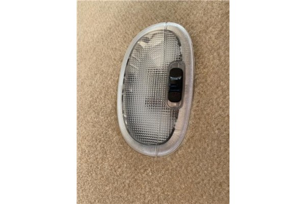 Recambio de luz trasero central techo para jaguar x-type 2.0 d executive referencia OEM IAM C2S16398  