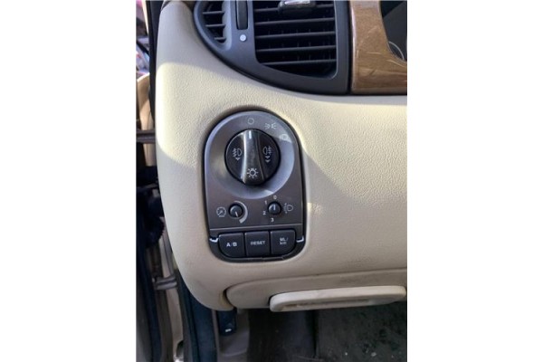 Recambio de mando de luces para jaguar x-type 2.0 d executive referencia OEM IAM C2S25898  