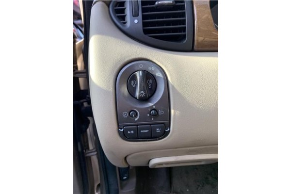 Recambio de mando de luces para jaguar x-type 2.0 d executive referencia OEM IAM C2S25898  