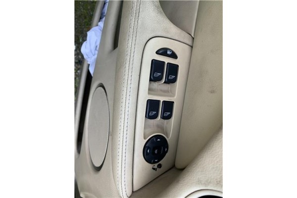 Recambio de mando elevalunas delantero izquierdo para jaguar x-type 2.0 d executive referencia OEM IAM C2S27571  