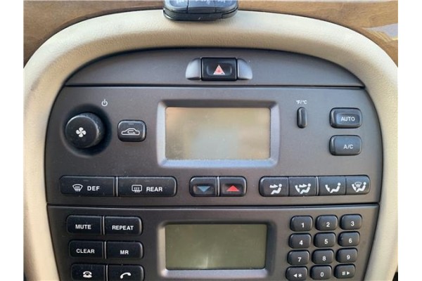 Recambio de mandos climatizador para jaguar x-type 2.0 d executive referencia OEM IAM C2S33671  