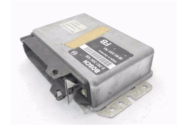 Recambio de centralita para opel omega a (16_, 17_, 19_) 2.0 i referencia OEM IAM 90233741 0261200100 