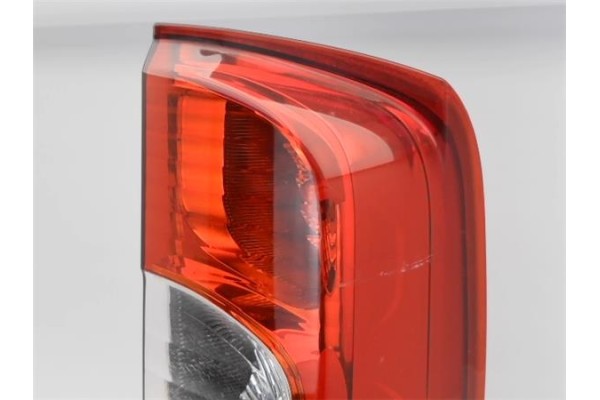 Recambio de piloto trasero derecho para fiat qubo (300) 1.3 active referencia OEM IAM   