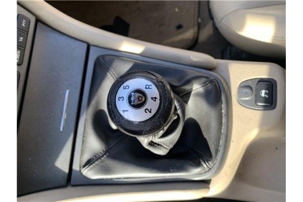 Recambio de palanca de cambio para jaguar x-type 2.0 d executive referencia OEM IAM C2S13265  
