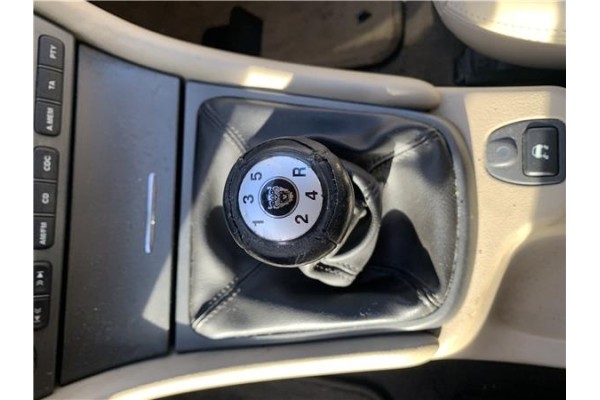 Recambio de palanca de cambio para jaguar x-type 2.0 d executive referencia OEM IAM C2S13265  