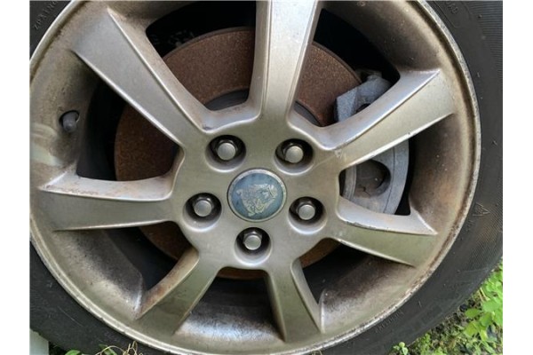 Recambio de palier delantero derecho para jaguar x-type 2.0 d executive referencia OEM IAM C2S4862  