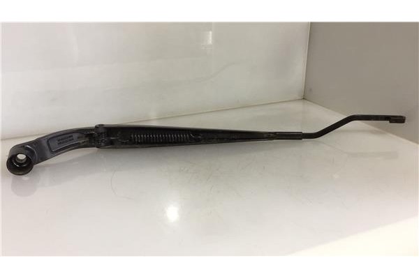 Recambio de brazo limpiaparabrisas delantero izquierdo para nissan micra v (k14)(2017) 1.5 acenta [1,5 ltr. - 66 kw dci turbodie