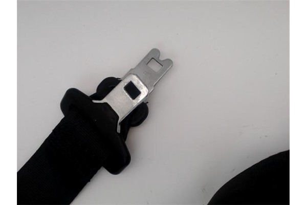 Recambio de cinturon seguridad trasero central para fiat ii panda (169) 1.3 d multijet referencia OEM IAM 735381352  