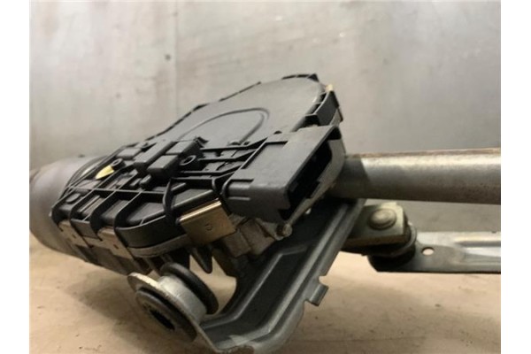 Recambio de motor limpiaparabrisas delantero para peugeot 308 sw 1.6 hdi 84kw 114cv referencia OEM IAM 3397021099  