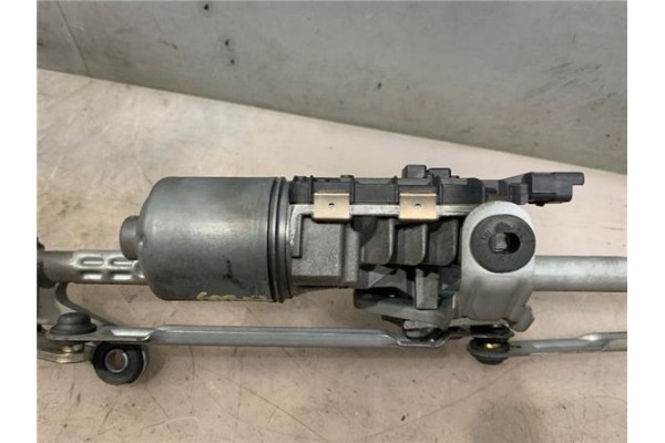 Recambio de motor limpiaparabrisas delantero para peugeot 308 sw 1.6 hdi 84kw 114cv referencia OEM IAM 3397021099  