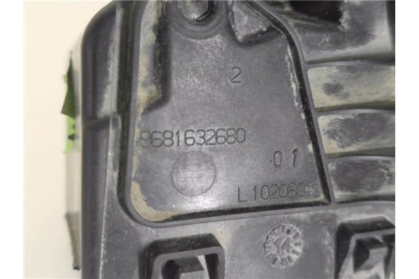 Recambio de tapa exterior combustible para peugeot 308 sw 1.6 hdi 84kw 114cv referencia OEM IAM 9681632680 47934B01 