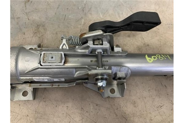 Recambio de columna direccion para iveco daily chasis 2.3 referencia OEM IAM 5802212804  