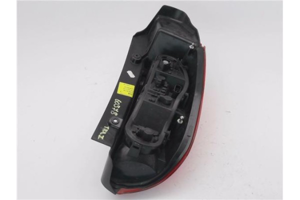 Recambio de piloto trasero izquierdo para mitsubishi colt vii (cz_) 1.3 (z35am, z34am, z33am) referencia OEM IAM 8330A479  