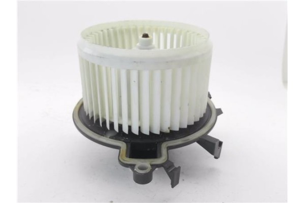 Recambio de motor calefaccion para iveco daily chasis 2.3 referencia OEM IAM 5S9030100  