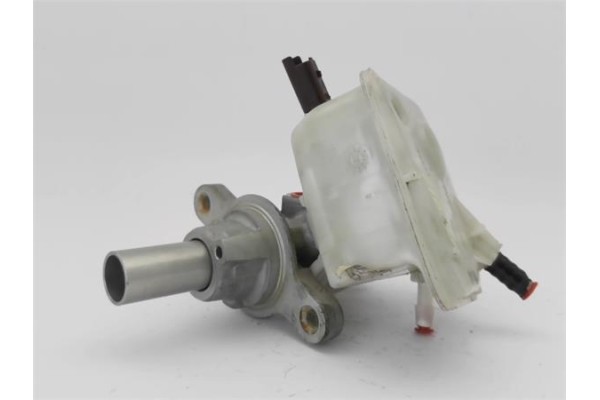 Recambio de bomba freno para citroen c4 berlina 1.6 exclusive referencia OEM IAM   