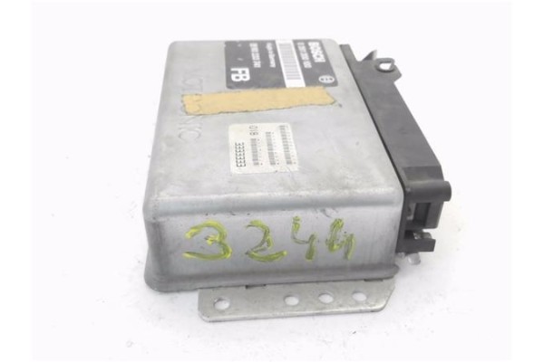 Recambio de centralita para opel omega a (16_, 17_, 19_) 2.0 i referencia OEM IAM 90233741 0261200100 