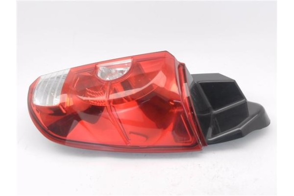 Recambio de piloto trasero derecho para mitsubishi colt vii (cz_) 1.3 (z35am, z34am, z33am) referencia OEM IAM 8330A480  