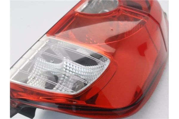 Recambio de piloto trasero derecho para mitsubishi colt vii (cz_) 1.3 (z35am, z34am, z33am) referencia OEM IAM 8330A480  