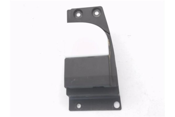 Recambio de tapa exterior combustible para iveco daily chasis 2.3 referencia OEM IAM 5801648113 5801545432 