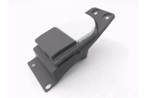 Recambio de tapa exterior combustible para iveco daily chasis 2.3 referencia OEM IAM 5801648113 5801545432 