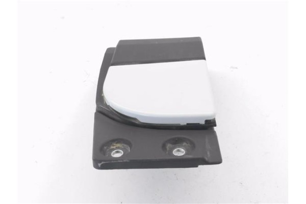 Recambio de tapa exterior combustible para iveco daily chasis 2.3 referencia OEM IAM 5801648113 5801545432 